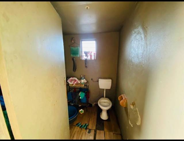 2 BEDROOM HOUSE FOR SALE IN KATLEHONG SOUTH